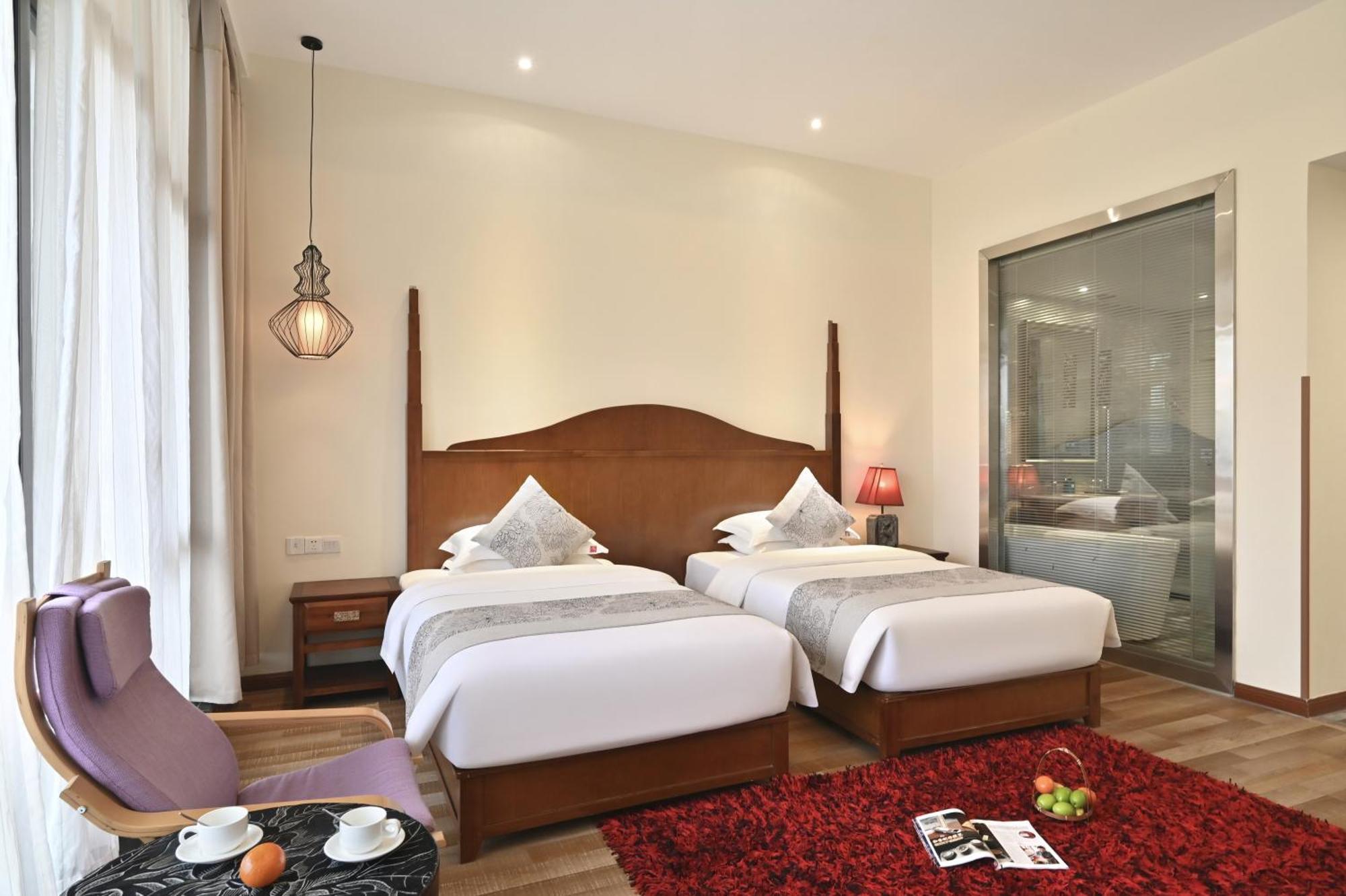 Guilin Crystal Crescent Moon Hotel Экстерьер фото
